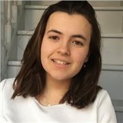 Etudiante en licence de mathématiques, je souhaiterai devenir professeur des écoles ou professeur de maths en collège